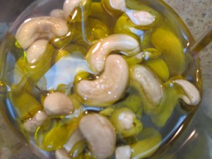 Cashews for Creamy Cashew Dressing